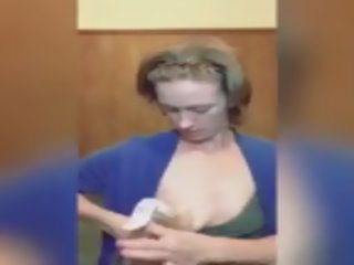 Mengepam payudara susu: percuma percuma mengepam susu seks klip mov 43