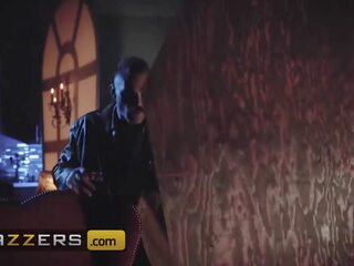 Seksuālā aziāti vampīrs kendra spade craves prick uz halovīni parodija x nominālā filma movs