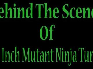 Za the scény na ten palec mutant ninja turtles!