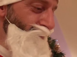 Ella hughes nimmt ein fahrt auf santa! dreckig video videos