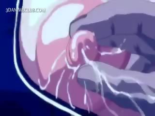Tre het till trot dubbar knull en flörtig animen enligt vatten