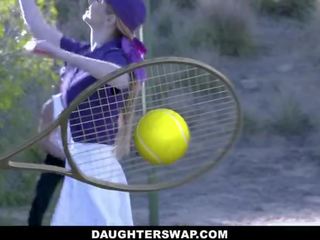Daughterswap - adolescenta tenis stele călătorie stepdads penis